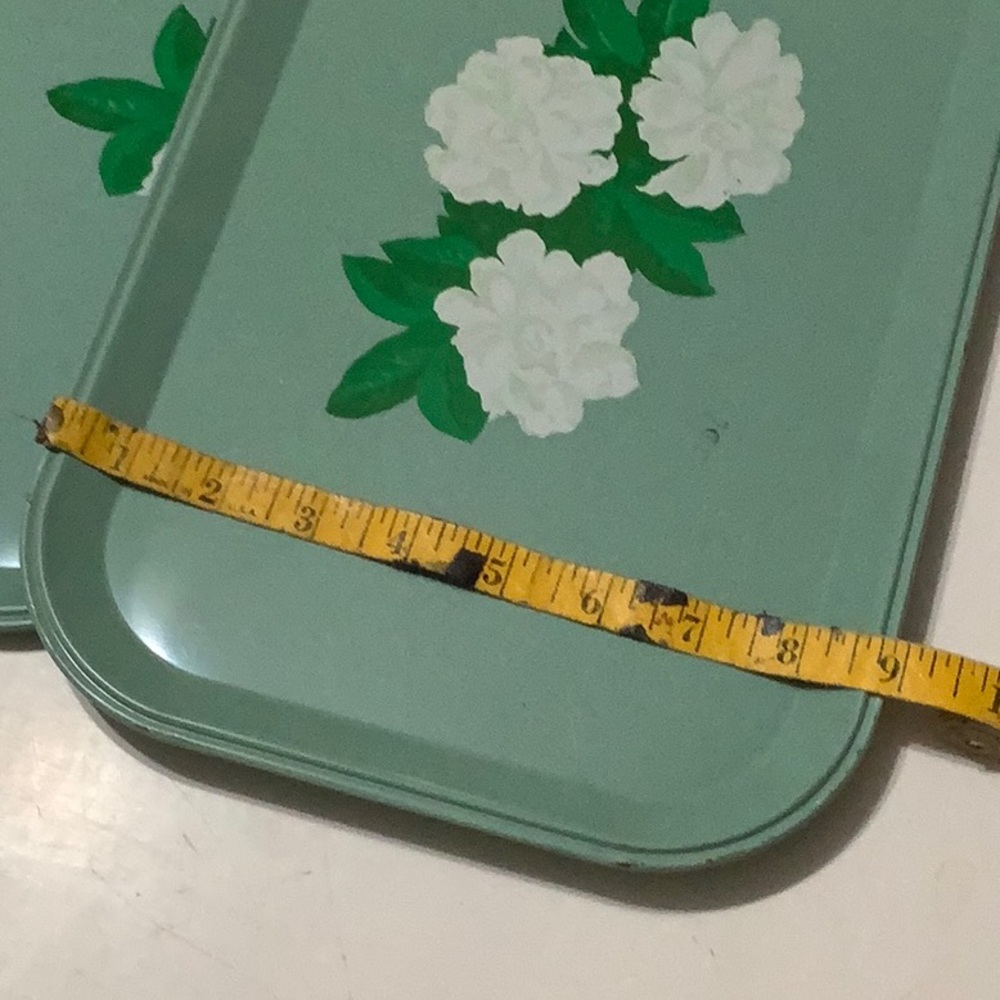 Vintage Metal Tray set 2 - Picture 3 of 3